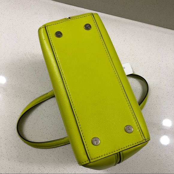 Auth Diane von Furstenberg DVF On the Go Mini Leather Crossbody Handbag - Picture 11 of 16